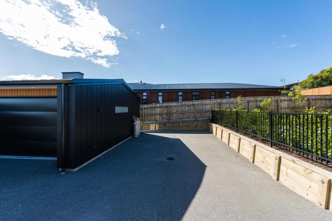 Lakeview Terrace - Taupo Holiday Home ภายนอก รูปภาพ